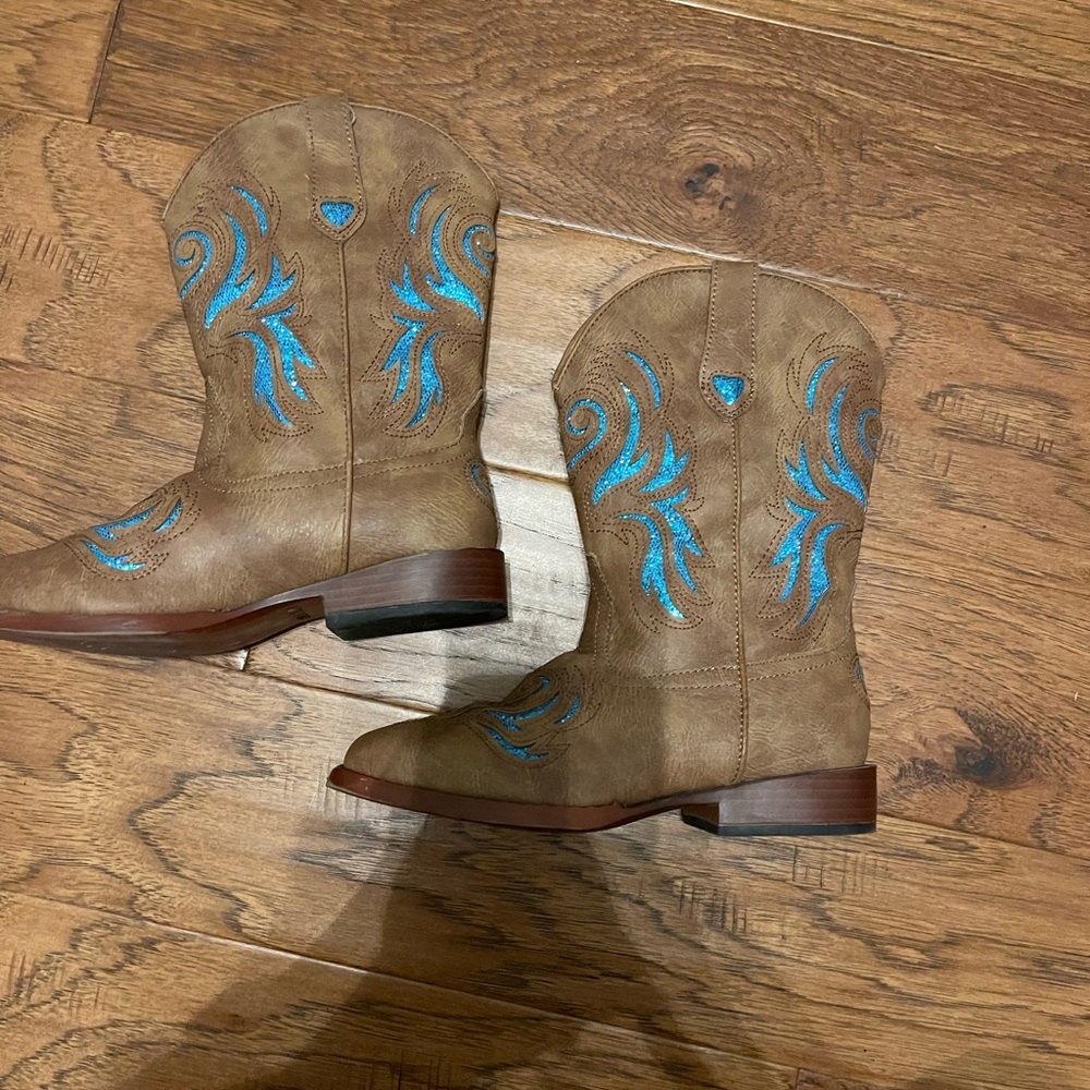 Girl Roper cowboy boots
